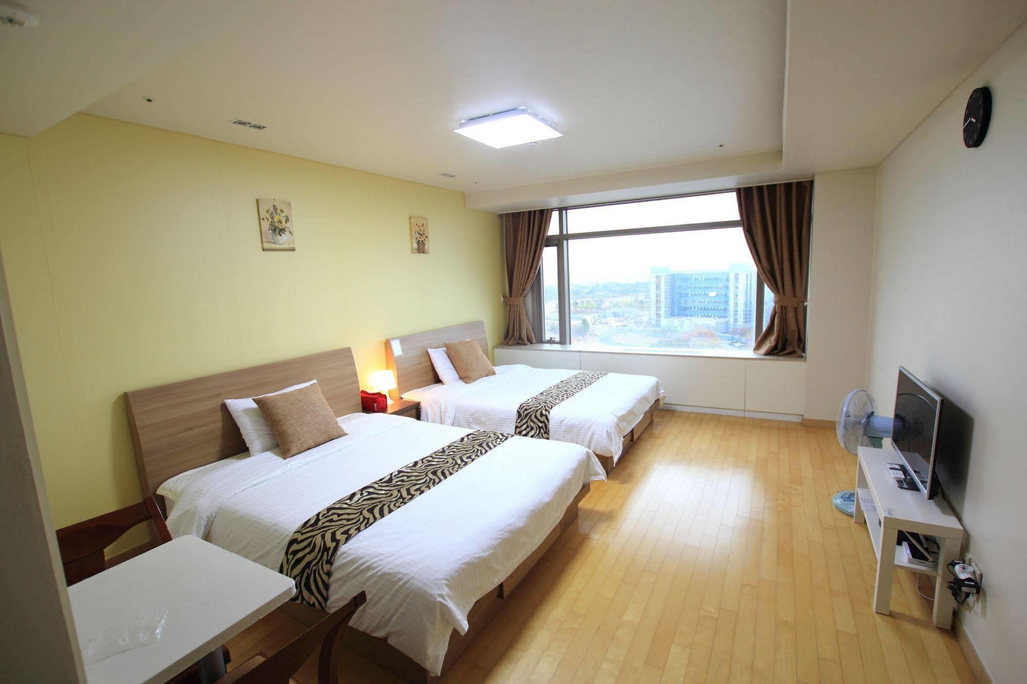 Incheon Airport Guesthouse Экстерьер фото