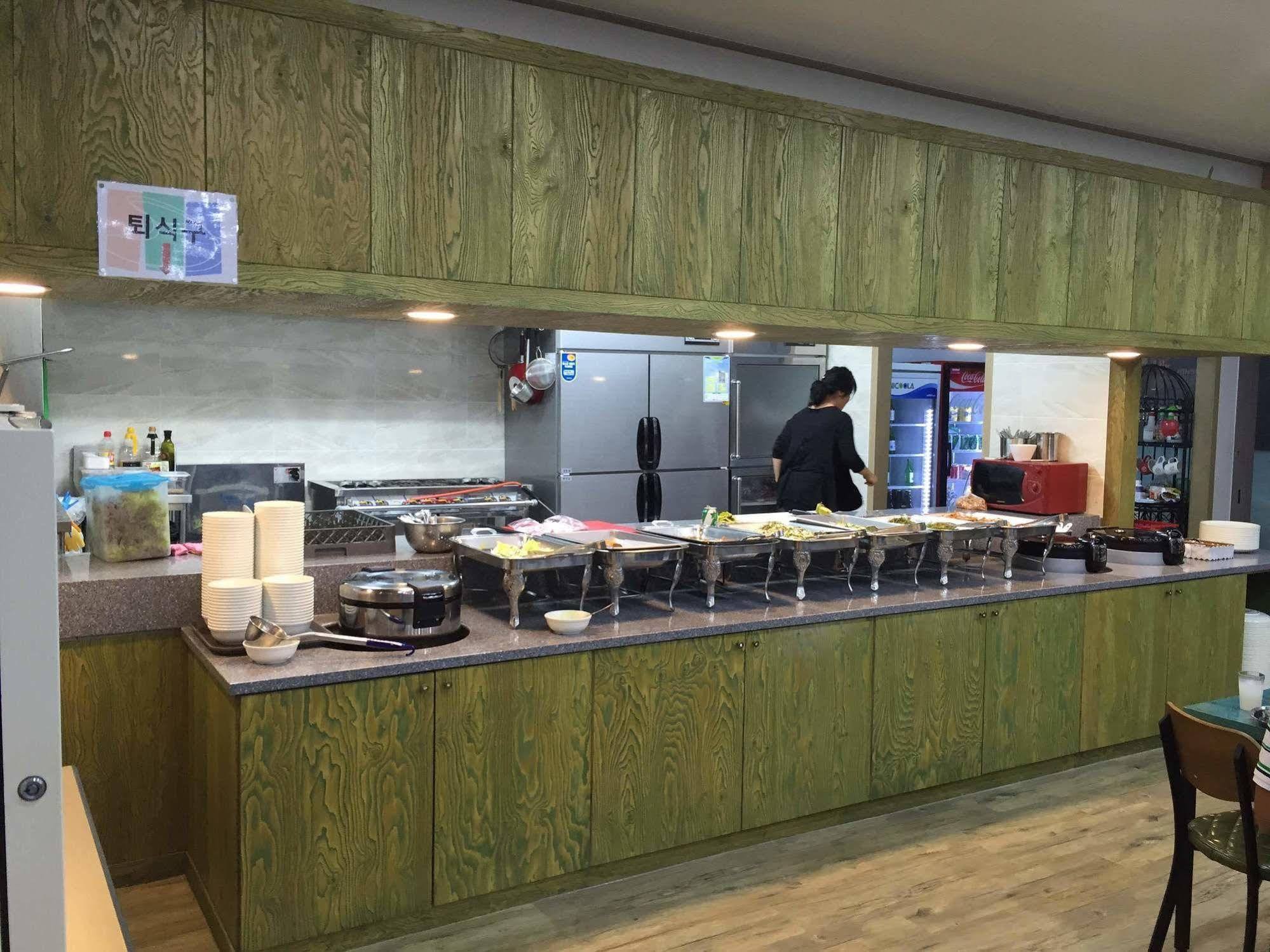 Incheon Airport Guesthouse Экстерьер фото