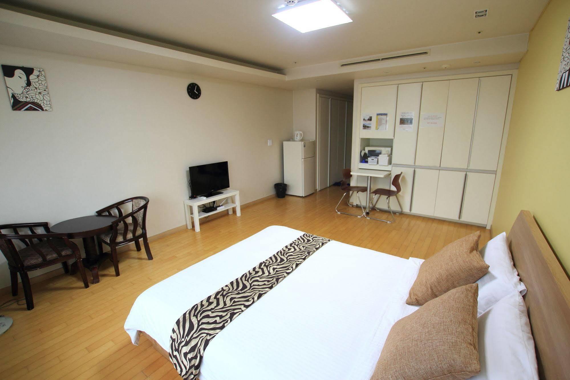 Incheon Airport Guesthouse Экстерьер фото