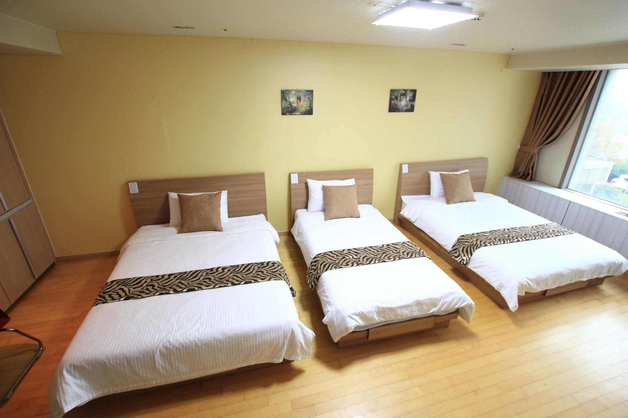 Incheon Airport Guesthouse Экстерьер фото