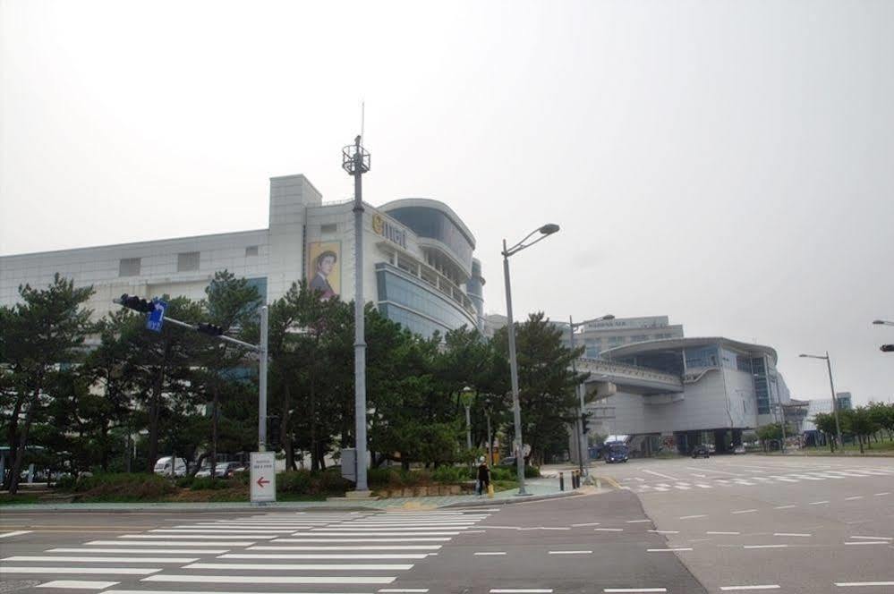 Incheon Airport Guesthouse Экстерьер фото